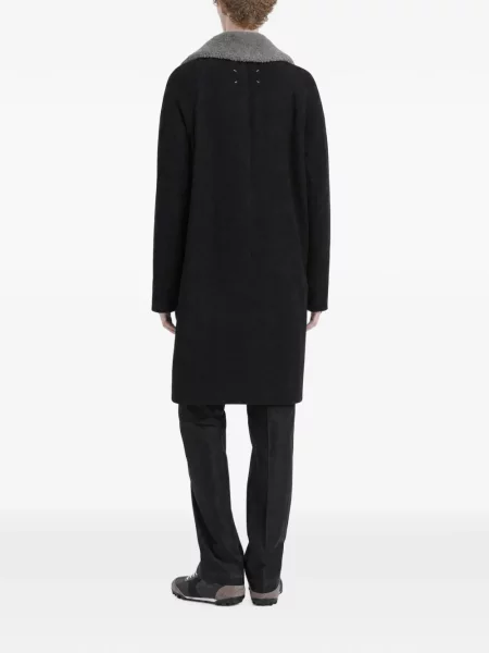 С яка палто от овча кожа Maison Margiela от овча кожа черно