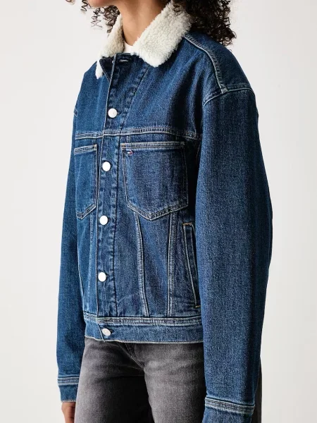 Tommy Jeans преходно яке дамско от деним синьо