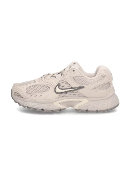 Tenisky Nike béžové