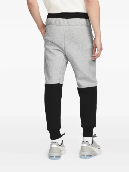 Majica s kapuljačom Nike keper smeđa