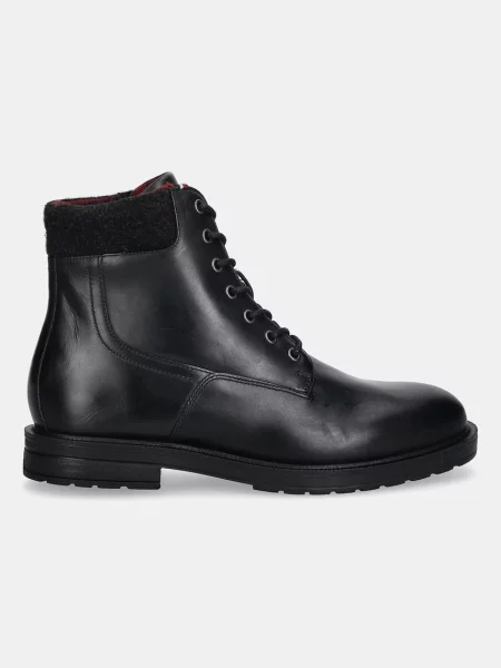 TOMMY HILFIGER Šnurovacie čižmy čierna