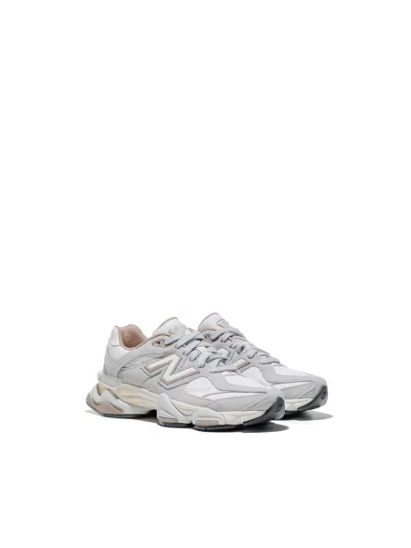 Sneakersy New Balance zamszowe z siateczki białe