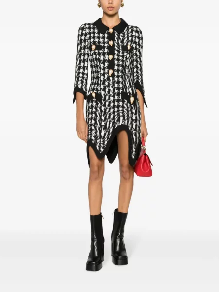 Suknele Moschino