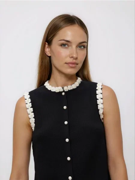 Reserved Жилет з декоративною обробкою чорний