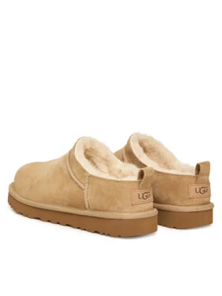 UGG Auliniai batai Classic' smėlio