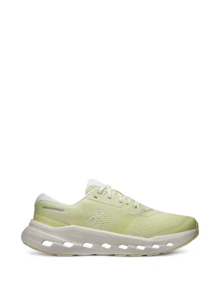 Sneakerși On galben