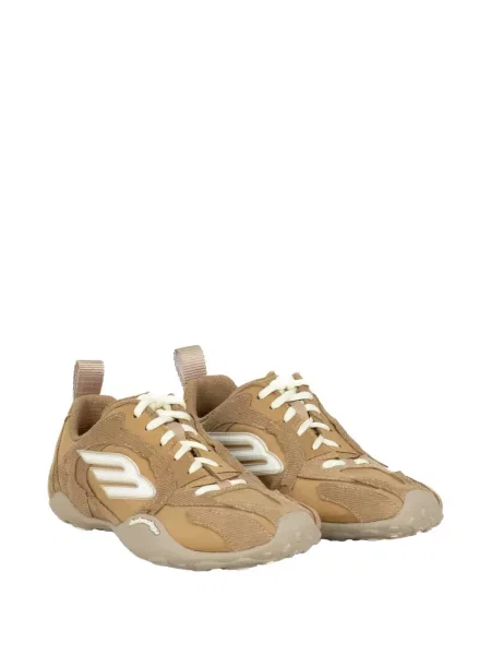 Sneakerși Balenciaga cu autograf