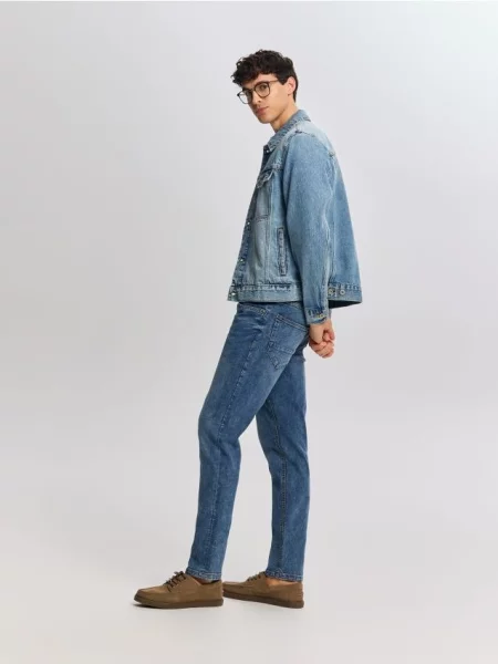 Reserved Blugi slim cu efect prespălat albastru