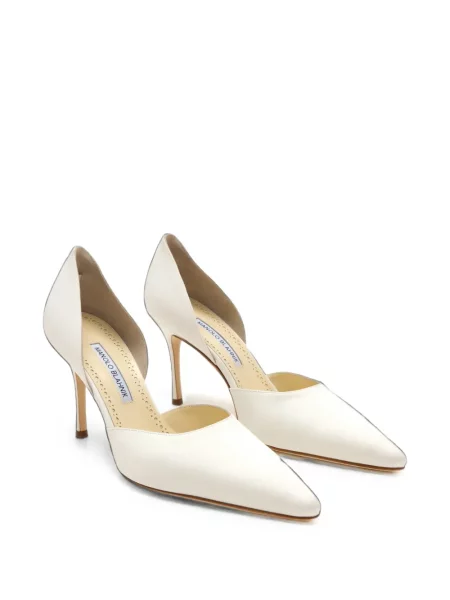 Pantofi cu toc Manolo Blahnik din satin alb