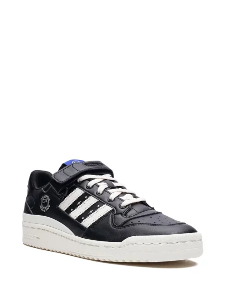 Sportbačiai Adidas Forum juoda