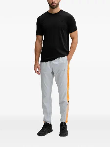 Pantaloni Under Armour cu imagine alergare gri