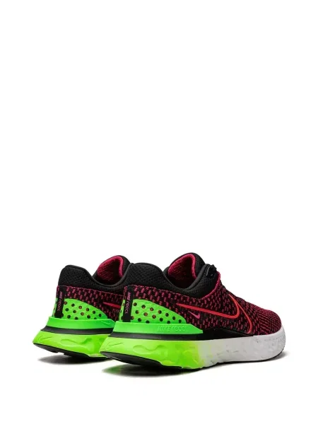 Бягане маратонки Nike Infinity Run черно