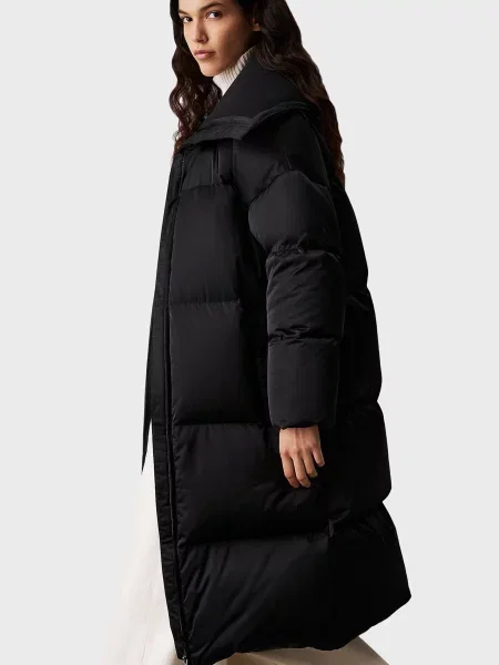 Атласний пуховик Calvin Klein чорний