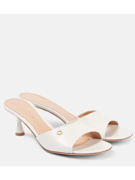 Usnjene mules Gianvito Rossi bela