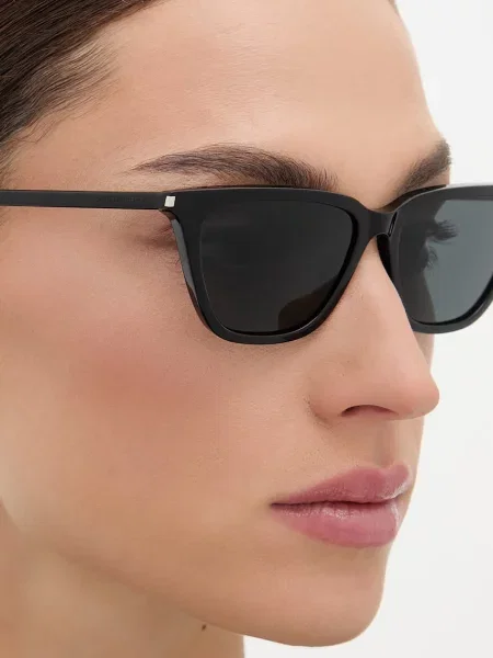 Saint Laurent wayfarer napszemüveg női fekete