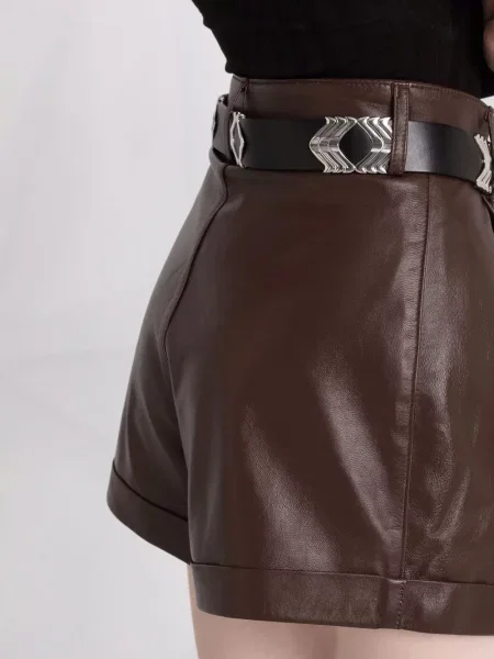 Pantaloni scurți Manokhi din piele maro