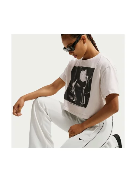 Nike Sportswear Nohavice nebielená biela