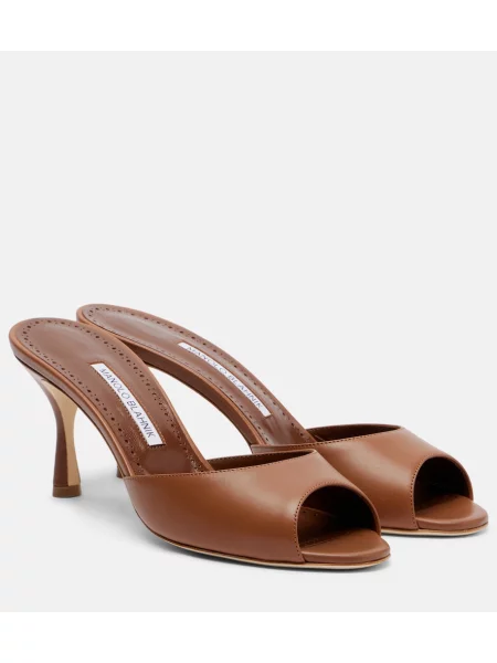 Papuci tip mules Manolo Blahnik din piele maro