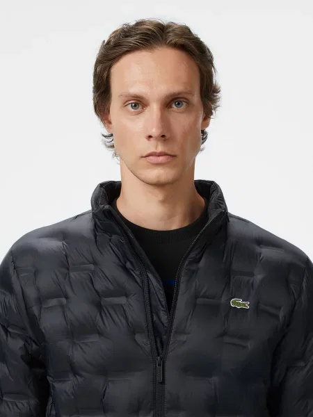 Демисезонная куртка Lacoste черная