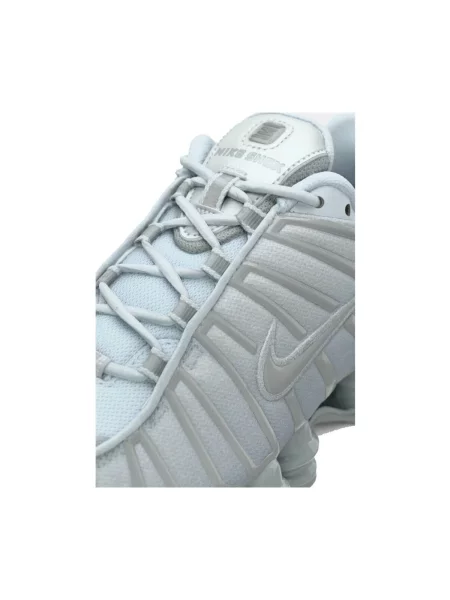 Pantofi Nike gri