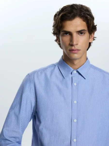 Reserved Рубашка regular fit в полоску блідо-блакитний блакитна