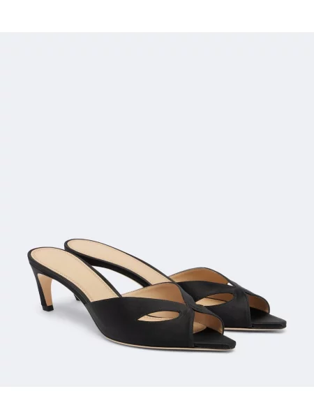 Papuci tip mules Victoria Beckham din satin negru