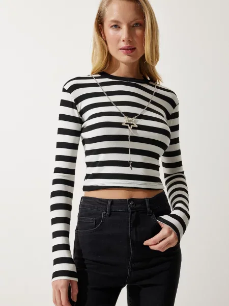 Happiness İstanbul Tricou negru alb