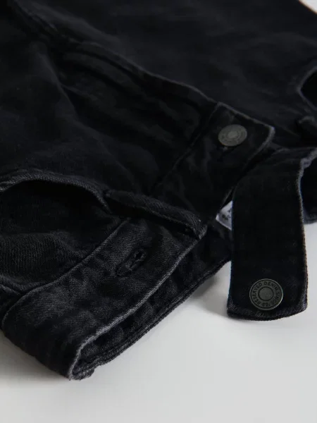 Reserved Джинсові шорти сірий