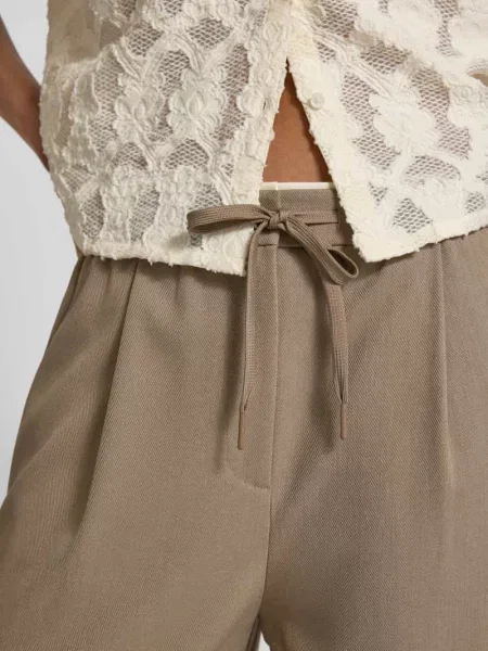 Spodnie materiałowe z elastycznym pasem i tunelem Jake*s Collection brązowe