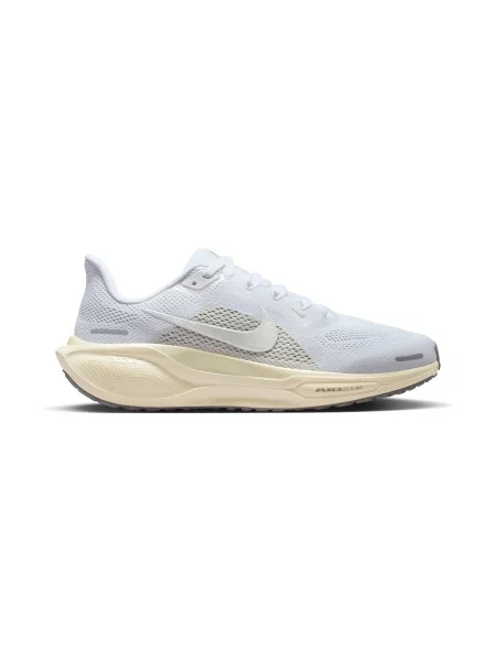 Pantofi Nike bej