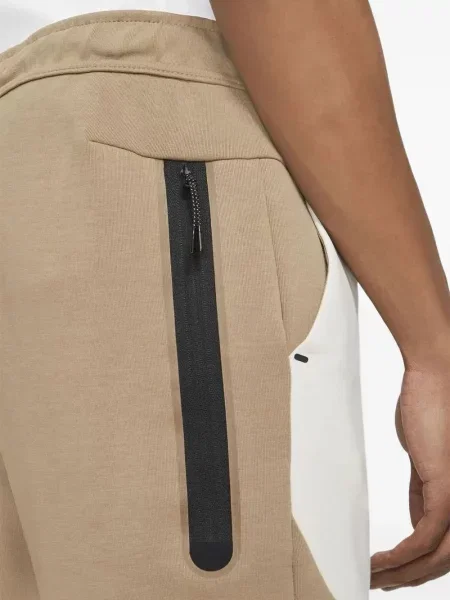 Szorty Nike polarowe do biegania w kamuflażu czarne