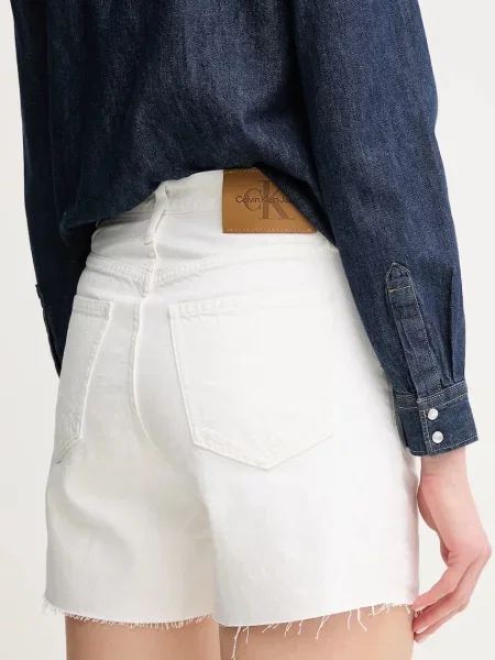 Džínové šortky Calvin Klein Jeans high waist bílá