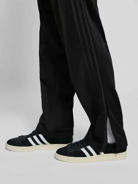 Spodnie treningowe z elastycznym pasem model ‘FIREBIRD’ Adidas Originals czarne