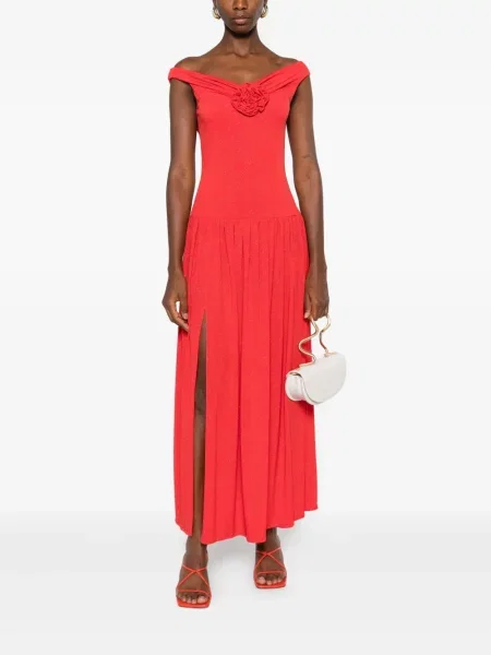 Rochie maxi Roserry plisată de costum roșu