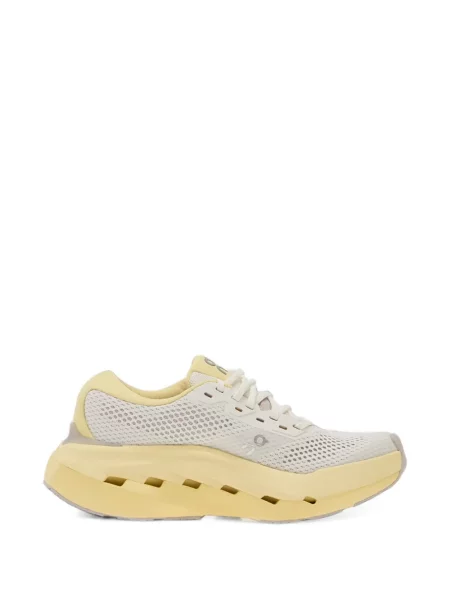 Sneakerși On