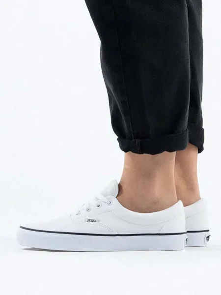 Félcipő Vans fehér