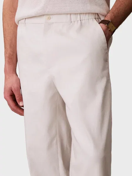 Льняные зауженные брюки Calvin Klein белые