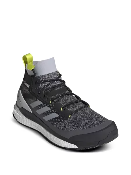Pruhované trekkingové lněné tenisky Adidas UltraBoost šedé