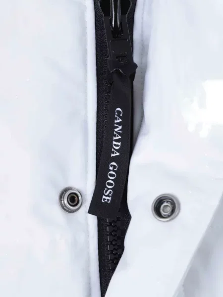 Geacă Canada Goose cu glugă alb