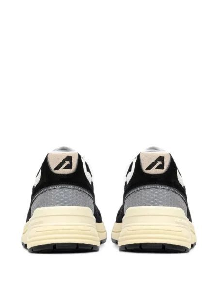 Sneakerși Autry negru
