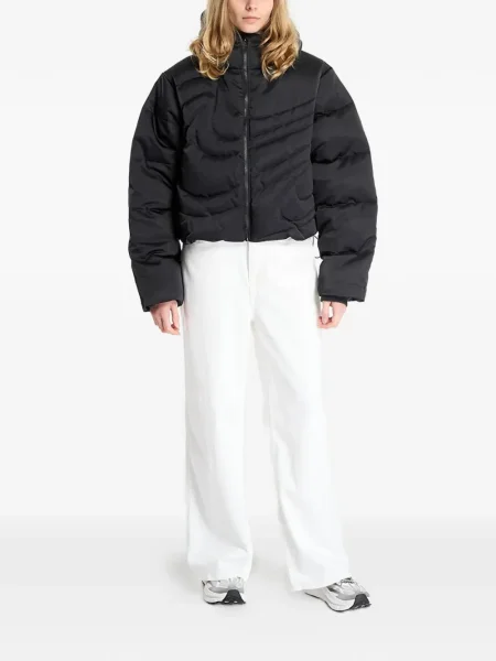 Geacă cu puf Nike cu glugă negru