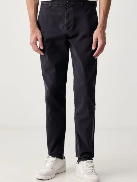 United Colors of Benetton pantaloni chinos pentru bărbați din cu