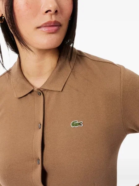 Cu centură rochie Lacoste maro