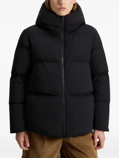 Geacă cu puf Woolrich cu glugă negru
