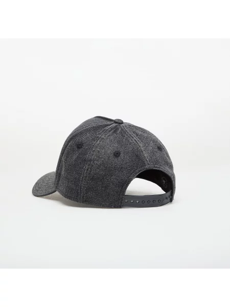 Șapcă New Era negru