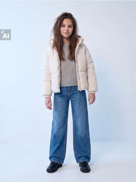 Sinsay Prošívaná puffer bunda s kapucí béžová