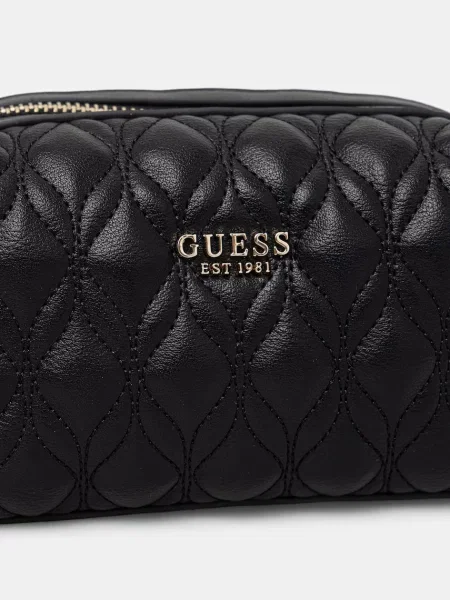 Кожаная косметичка Guess