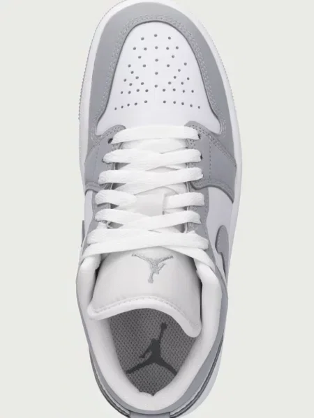 Кожаные кроссовки Jordan Air Jordan 1