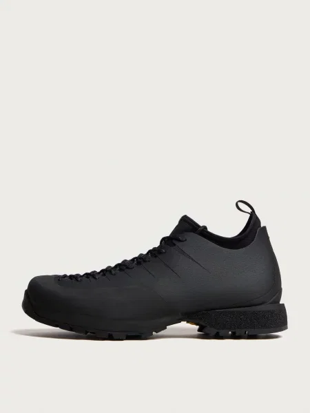 Sneakersy Houdini czarne