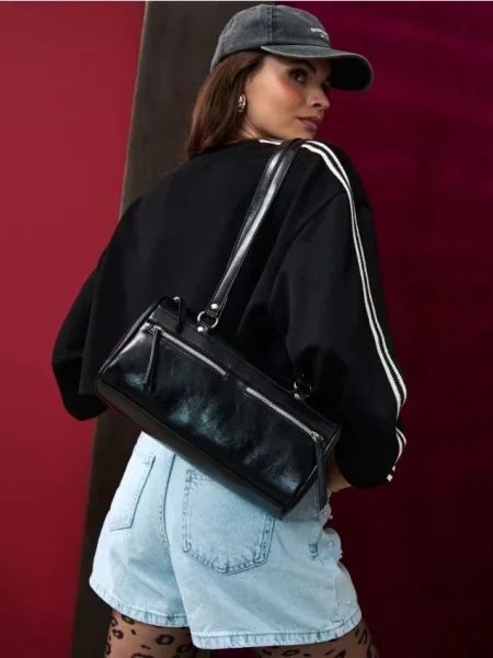 Сумка на плече зі штучної шкіри чорний